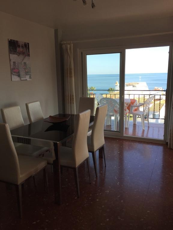 Edificio Acapulco Apartment Nerja Ngoại thất bức ảnh